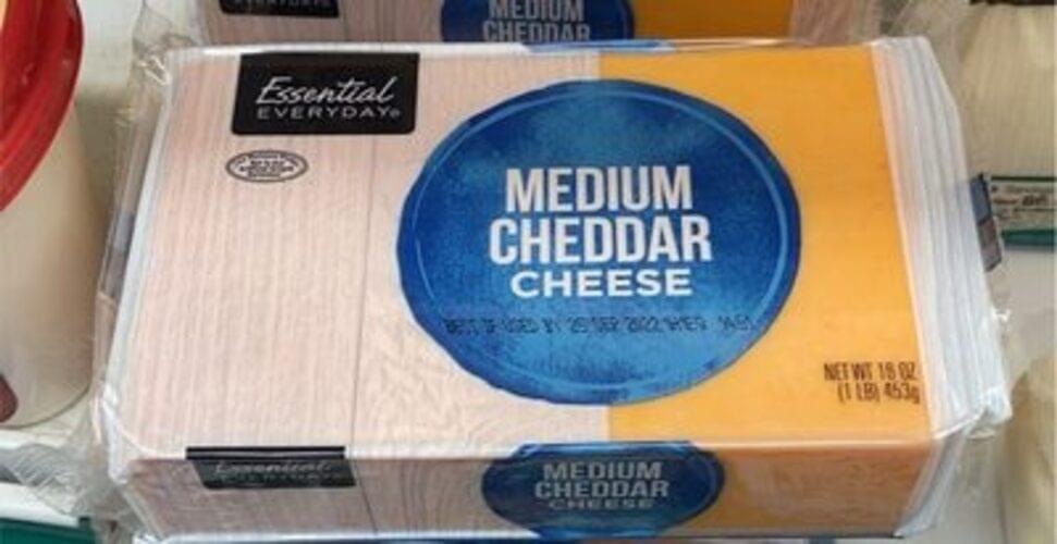 Essential Everyday Medium Cheddar Cheese - 16 Oz, Nutrition Information ...