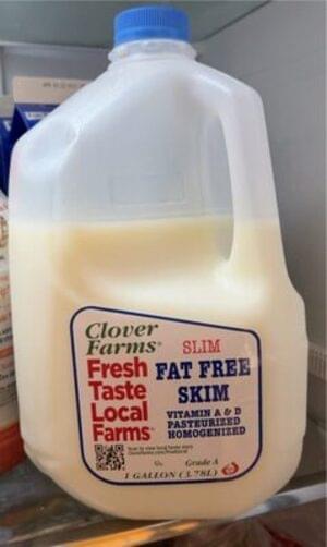 Clover Farms Fat Free Skim Milk - 240 ml, Nutrition Information | Innit