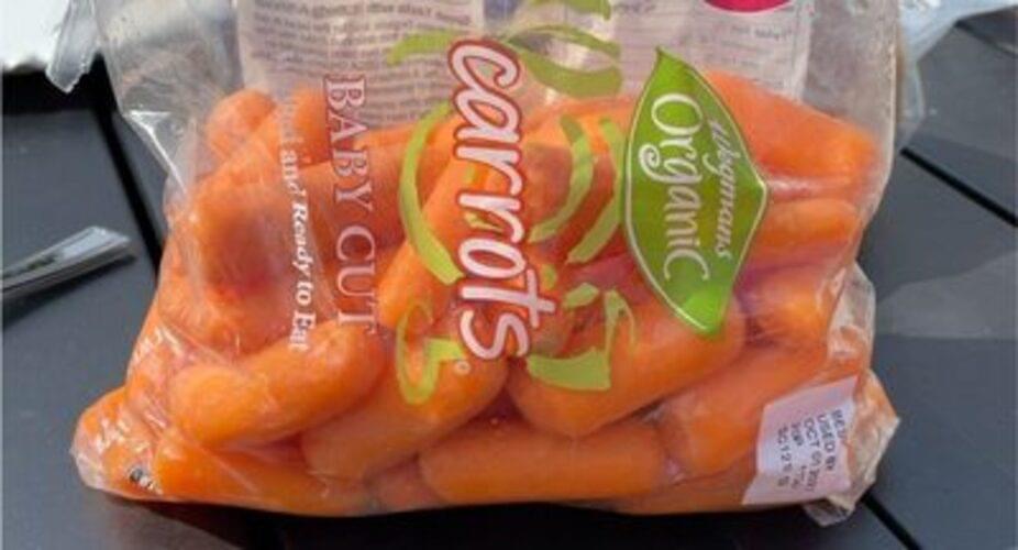 Wegmans Organic, BabyCut Carrots 32 oz, Nutrition Information Innit